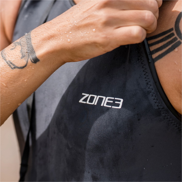 2026 ZONE3 Mens Yulex Kneeskin NA26MYKS104 - Black / Grey